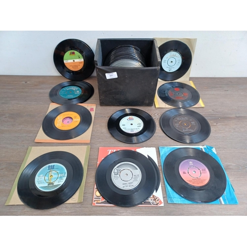 617 - A record case containing a collection of 7