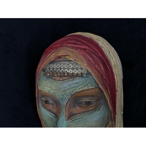 126 - A Bossons Caspian Green Veiled Woman chalkware head wall mask