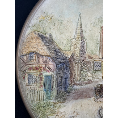 131 - An early Bossons William Ray Bossons sample chalkware circular wall plaque - approx. 20.5cm diameter