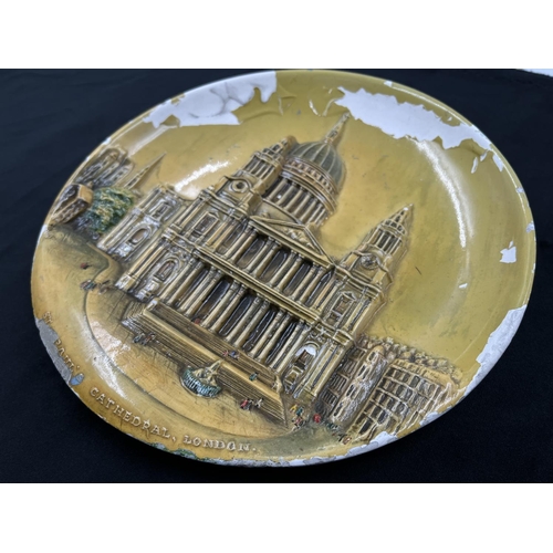 134 - A 1950 Bossons St Paul's Cathedral, London sample circular wall plaque - approx. 25.5cm diameter