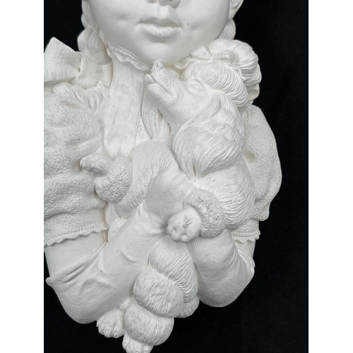 88 - A 1968 Bossons Mimi unpainted chalkware wall plaque - approx. 23cm high