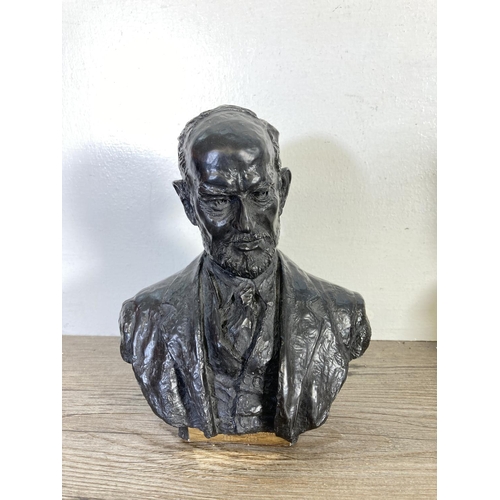 342 - A pair of Charles Stewart Rolls and Frederick Henry Royce busts - approx. 21cm high