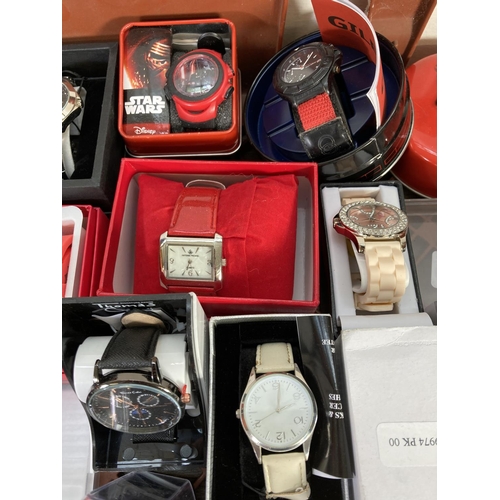 288 - A collection of assorted wristwatches to include Gilera, Accurist, Sekonda etc.