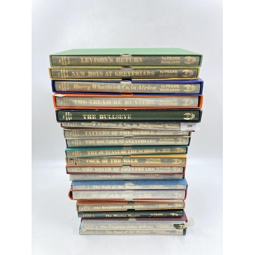 290 - Nineteen The Greyfriars Book Club hardback books