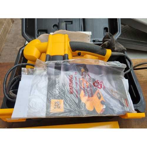 627 - A quantity of JCB hand and power tools to comprising boxed belt sander - model no. JCB D-BS900F, dri... 