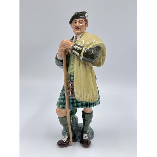 2 - A Royal Doulton 'The Laird' figurine - HN2361