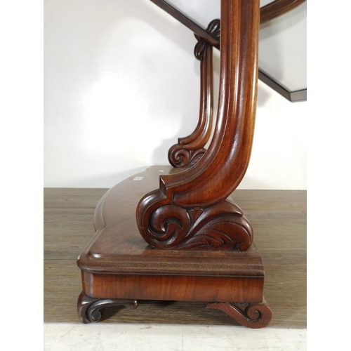 283 - A Victorian mahogany swinging dressing table mirror