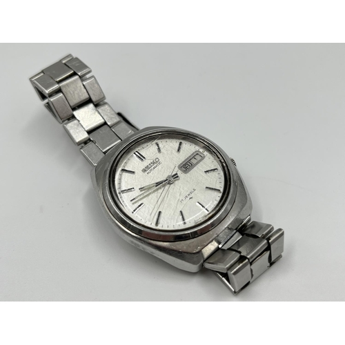 1223 - Two Seiko automatic men's wristwatches