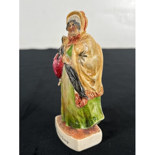 193 - A Bossons Ivorex Sairey Gamp 13cm figurine