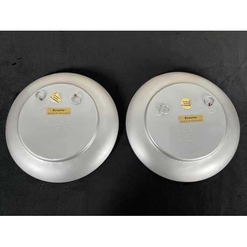 204 - Six Bossons chalkware wall plaques comprising four Floral spray and one Camellia