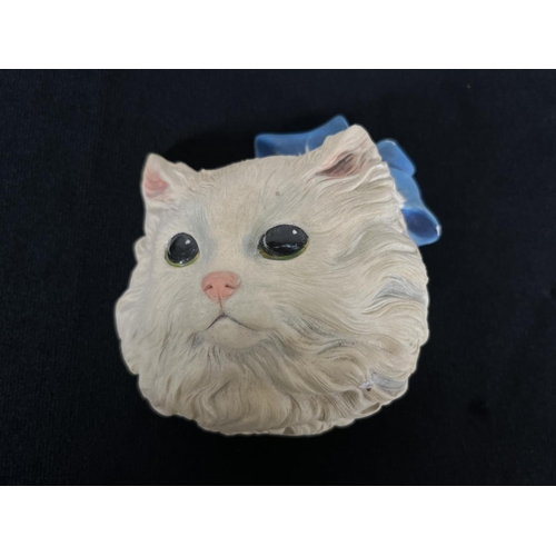 207 - Two Bossons Persian miniature chalkware cat head figurines comprising White and Black