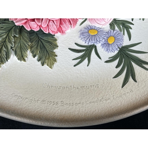 239 - A 1958 Bossons Chrysanthemums chalkware wall plaque