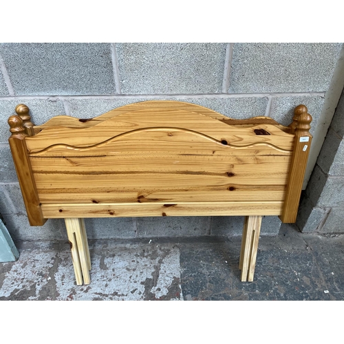 1013 - A modern pine single bed headboard and footboard