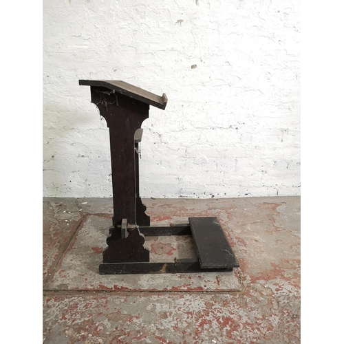 1112 - An early 20th century oak child's prayer stand - approx. 72cm high x 38cm wide x 54cm deep