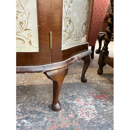 1121 - A mid 20th century walnut display cabinet