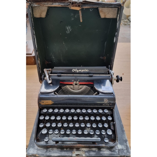 1552 - A vintage Olympia Elite typewriter