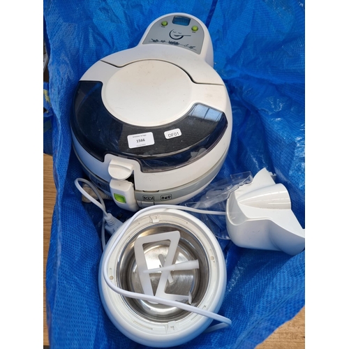 1566 - Two items, one Tefal Serie O01-1 Actifry Original air fryer and one Magimix type DV model 11047 Le G... 