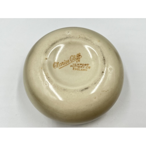 1173 - An Art Deco Clarice Cliff Newport Pottery Co. ashtray - approx. 4.5cm high x 9cm in diameter