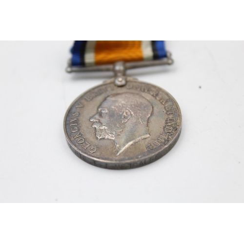1131 - Two WWI medals with original ribbons presented to 265792 PTE T.I Metcalfe - South Lancs Regt