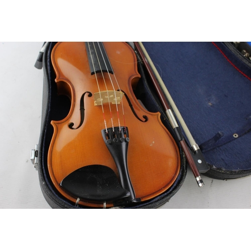 837 - Two cased vintage violins, one being Andreas Zeller