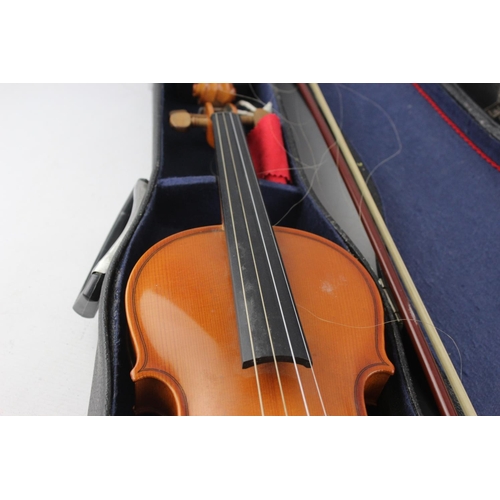 837 - Two cased vintage violins, one being Andreas Zeller