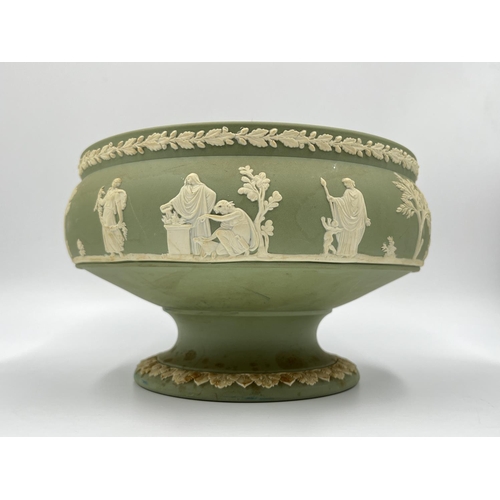 287 - A Wedgwood sage green Jasperware pedestal bowl - approx. 20cm diameter and 13cm high