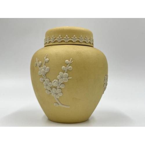 291 - A Wedgwood primrose yellow Prunus Blossom ginger jar and cover - approx. 10cm high