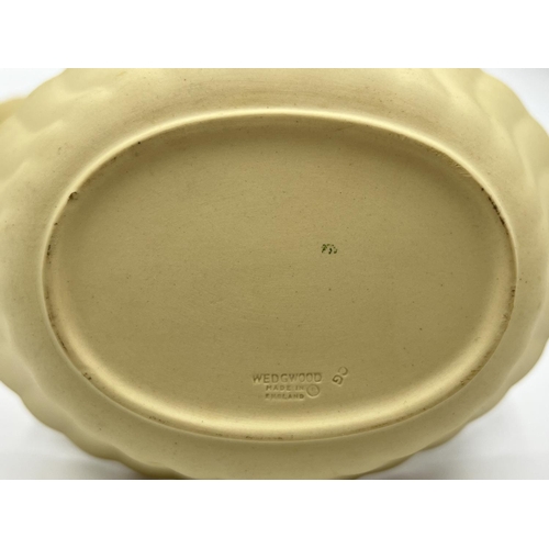 307 - A pair of Wedgwood primrose yellow Jasperware handled baskets - approx. 15cm x 10cm