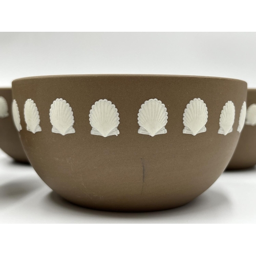 314 - Five Wedgwood shell design Taupe Jasperware bowls - approx. 12cm diameter