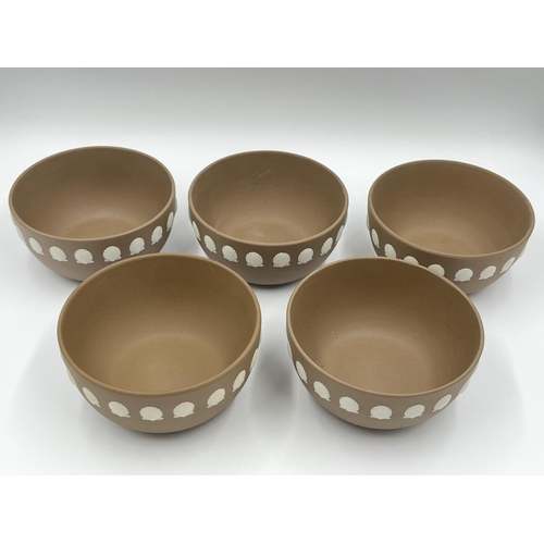 314 - Five Wedgwood shell design Taupe Jasperware bowls - approx. 12cm diameter