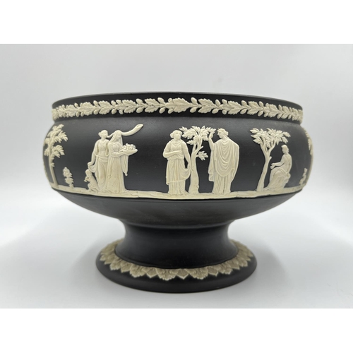 316 - A Wedgwood black Jasperware pedestal bowl - approx. 13cm high x 20cm diameter