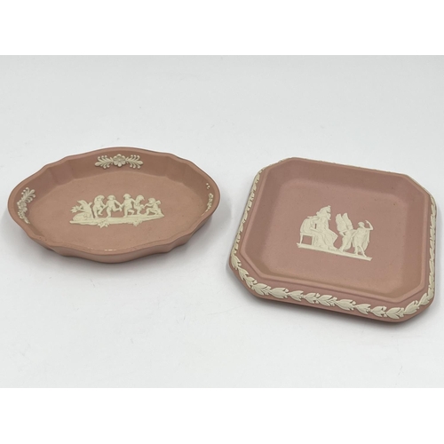 323 - Four Wedgwood pink Jasperware trinket boxes and dishes