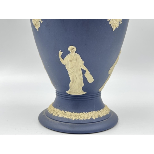 331 - A Wedgwood Portland blue Jasperware vase - approx. 20cm high