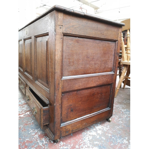 86 - A George III oak mule chest - approx. 79cm high x 123cm wide x 54cm deep