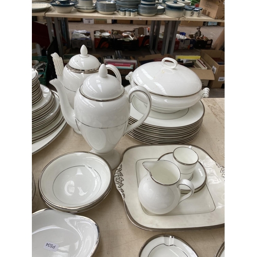 356 - A large collection of Wedgwood Carlyn, Formal Platinum and Silver Ernine bone china