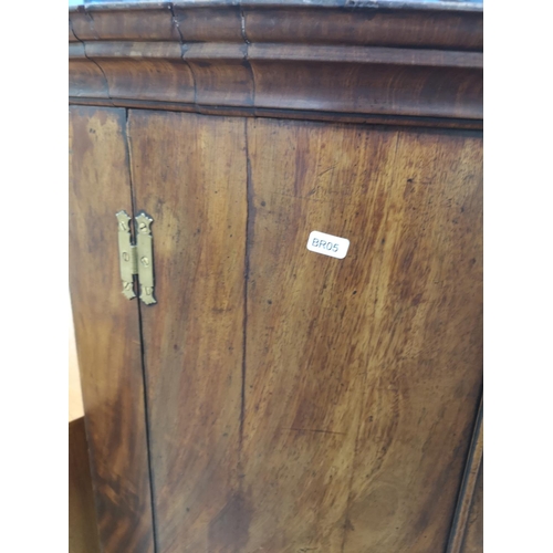 158 - A George III mahogany bow fronted wall mountable corner cabinet - approx. 109cm high x 71cm wide x 4... 