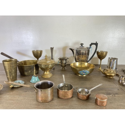 443 - A collection of metalware to include EPNS coffee pot, brass and enamel circular bowl, brass saucepan... 