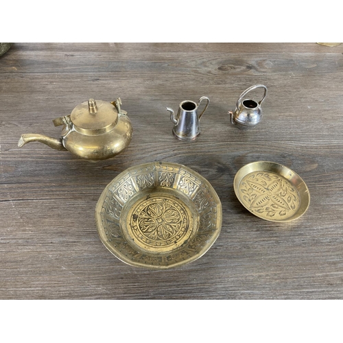 443 - A collection of metalware to include EPNS coffee pot, brass and enamel circular bowl, brass saucepan... 