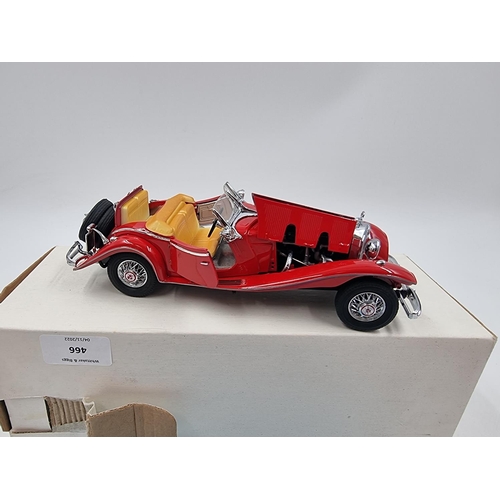 466 - A boxed 1983 Franklin Mint Mercedes-Benz 500K Special Roadster diecast model vehicle with certificat... 