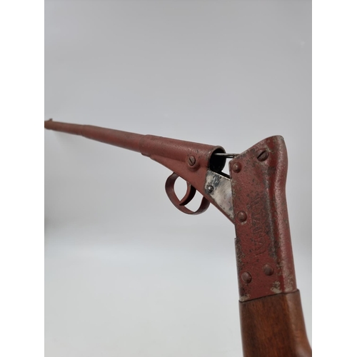 494 - A vintage Diana Model 1 tinplate air rifle