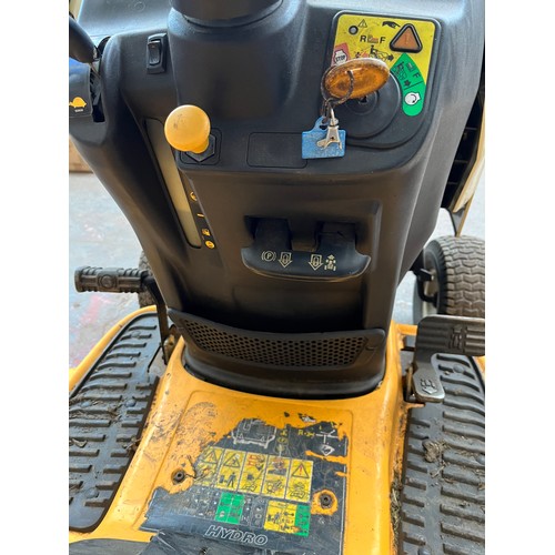 243 - A Cub Cadet KHJ Hydrostatic 1024CC ride on lawn mower