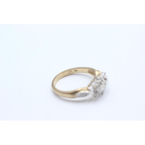 1059 - A 9ct gold diamond cluster ring, size N½ - approx. gross weight 2.5 grams