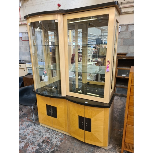 138 - A modern Italian wood and marble effect illuminating display cabinet, believed to be by Alf Uno - ap... 