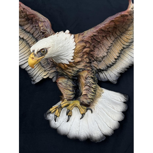 286B - A Bossons Fraser Art American Bald Eagle PVC wall plaque figurine with certificate of authenticity -... 