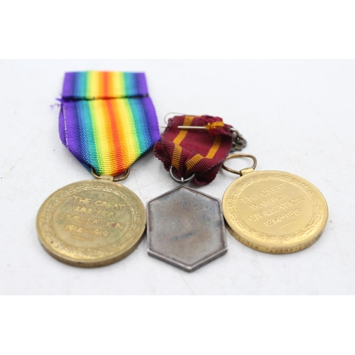 1184 - Three medals to include WWI Victory medals awarded to M2-047762 PTE J. Knight A.S.C and 34096 PTE E.... 