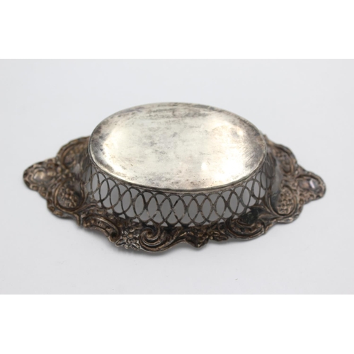 1247 - An Edwardian James Woods & Sons hallmarked Birmingham silver bon bon dish, dated 1902 - approx. gros... 