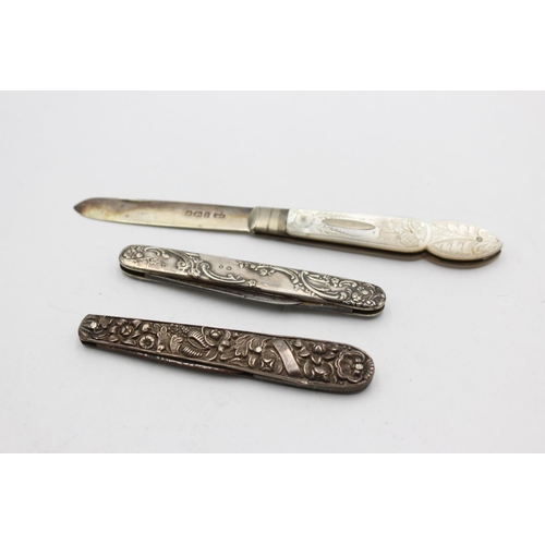 1277 - Three hallmarked .925 sterling silver fruit knives  - approx. gross weight 50 grams