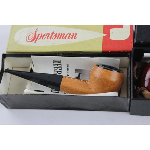 470 - Three boxed estate smoking pipes to include Comoy's Specimen, Straight Grain etc.