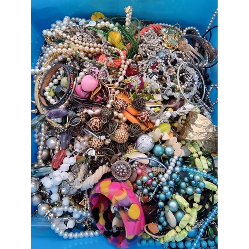 363 - Approx. 7.75kg of costume jewellery