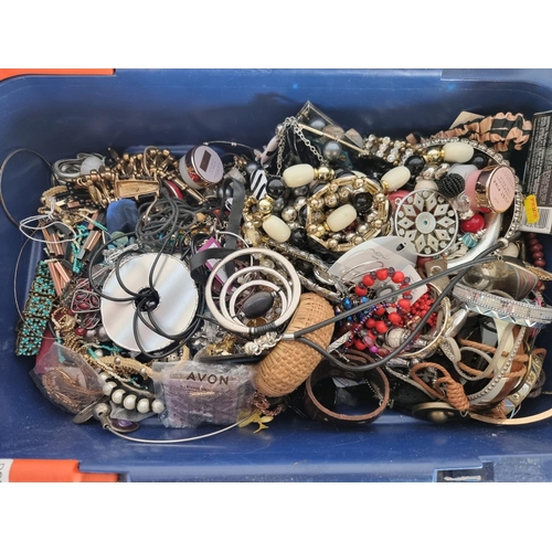 367 - Approx. 11.75kg of costume jewellery